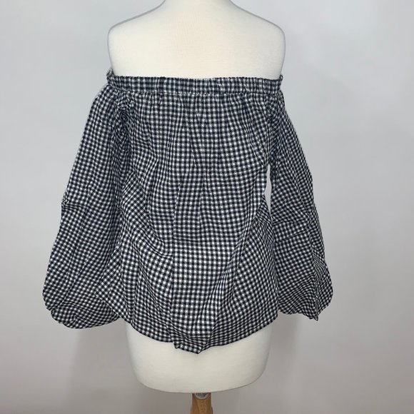 Gingham Off Shoulder Blouse - Picture 2 of 3